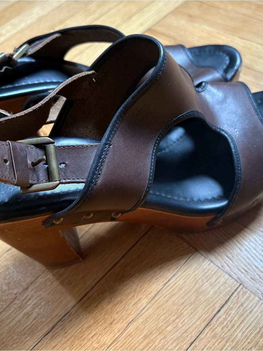 Women's Brown Leather Open-Toe Block Heel Sandals